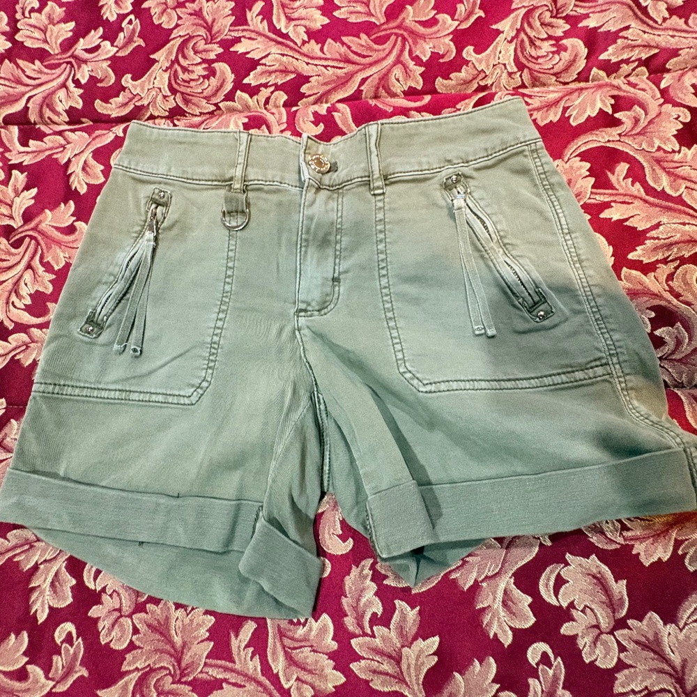 WHBM Olive Green Casual Cuffed Shorts Women's 00
